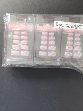 Pink Floral Press-On Nail Set - Pack of Accent and Full Nails Bundle 8pc